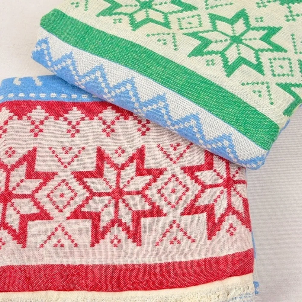 NWT FAIR ISLE Modern Classic Jacquard Blanket Towel Green Blue Reversible Weave